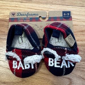 NWT Dearfoams Red and Black Plaid Baby Bear Slippers 6-9 months